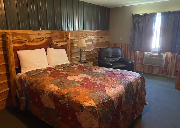 Celebrity Inn