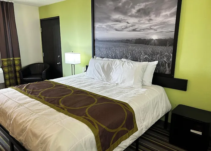 Super 8 By Wyndham Nebraska City